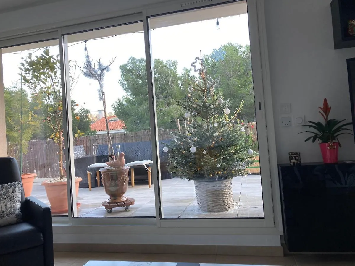 Apartament Terrasses Parc National Des Calanques-Sormiou Marsylia 0*,  Francja